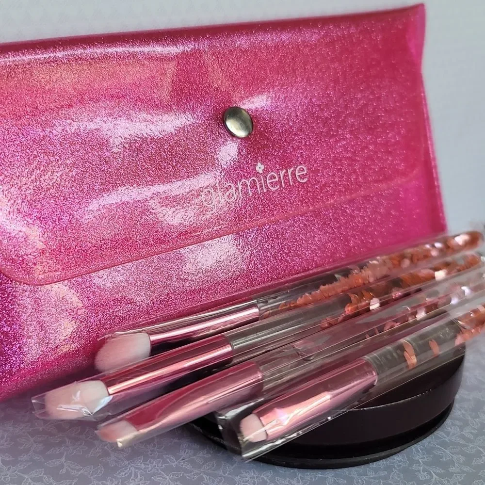 Glamrierre 4 Piece Pink Glitter Makeup Brush Set with Carrying Case